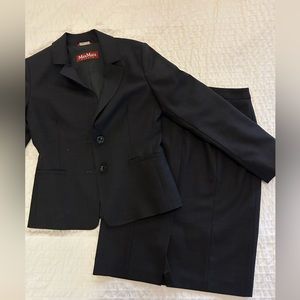MAXMARA two piece vintage suit w/ skirt
